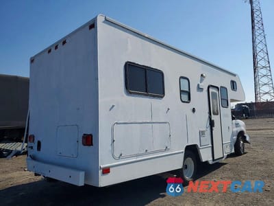 Czwarte zdjęcie samochodu z boku: 2021 WINNEBAGO MOTORHOME VIN:1FDWE3FNXMDC11295 - miniatura