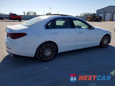 Trzecie zdjęcie samochodu z tyłu: 2022 MERCEDES-BENZ C 300 4MATIC VIN:W1KAF4HB8NR058138 - miniatura