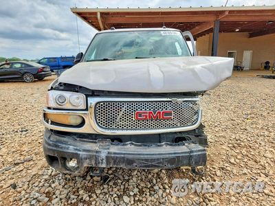 Piąte zdjęcie samochodu w środku: 2005 GMC YUKON DENALI VIN:1GKEK63U75J126783 - miniatura