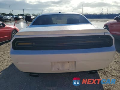 Zdjęcie 6 z 12 samochodu: 2013 DODGE CHALLENGER SXT VIN:2C3CDYAG5DH641940 - miniatura