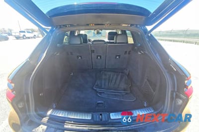 Zdjęcie 11 z 14 samochodu: 2017 PORSCHE MACAN VIN:WP1AA2A51HLB05601 - miniatura