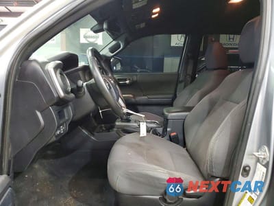 Zdjęcie 7 z 11 samochodu: 2019 TOYOTA TACOMA TRD OFF-ROAD VIN:3TMCZ5AN1KM229457 - miniatura