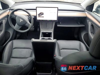 Zdjęcie 8 z 14 samochodu: 2024 TESLA MODEL Y VIN:7SAYGAEE3RF036372 - miniatura