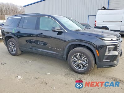 Czwarte zdjęcie samochodu z boku: 2025 CHEVROLET TRAVERSE LS VIN:1GNERGRS7SJ308344 - miniatura