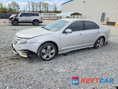 2011 FORD FUSION SPORT 3FAHP0KC0BR341073 - główne zdjęcie licytacji z USA - miniatura