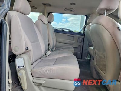 Zdjęcie 11 z 13 samochodu: 2018 KIA SEDONA LX VIN:KNDMB5C13J6394203 - miniatura