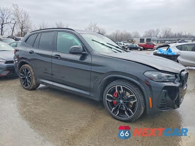 Czwarte zdjęcie samochodu z boku: 2024 BMW X3 M40I VIN:5UX83DP07R9V15026 - miniatura