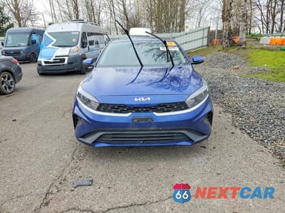 Piąte zdjęcie samochodu w środku: 2023 KIA FORTE LXS VIN:3KPF24ADXPE652459 - miniatura