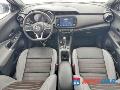 Zdjęcie 8 z 14 samochodu: 2021 NISSAN KICKS SR VIN:3N1CP5DVXML533383 - miniatura