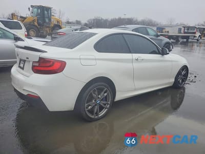 Trzecie zdjęcie samochodu z tyłu: 2016 BMW M235XI VIN:WBA1J9C51GV695998 - miniatura