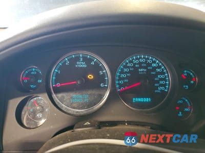 Zdjęcie 9 z 12 samochodu: 2007 CHEVROLET TAHOE K1500 VIN:1GNFK13017R114446 - miniatura