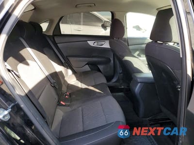 Zdjęcie 10 z 13 samochodu: 2023 KIA FORTE LX VIN:3KPF24AD7PE508741 - miniatura