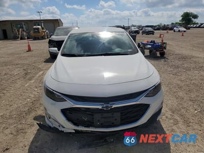 Piąte zdjęcie samochodu w środku: 2024 CHEVROLET MALIBU RS VIN:1G1ZG5ST1RF190711 - miniatura
