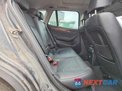 Zdjęcie 11 z 14 samochodu: 2015 BMW X1 XDRIVE35I VIN:WBAVM5C57FVV94853 - miniatura