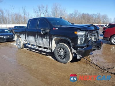 Czwarte zdjęcie samochodu z boku: 2022 CHEVROLET SILVERADO VIN:1GC4YNE70NF206596 - miniatura