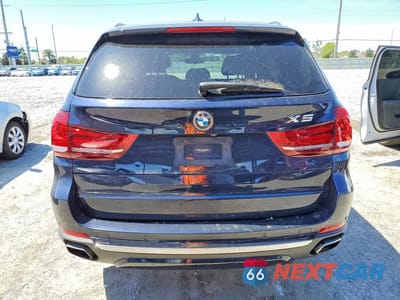 Zdjęcie 6 z 12 samochodu: 2018 BMW X5 XDR40E VIN:5UXKT0C5XJ0W00094 - miniatura