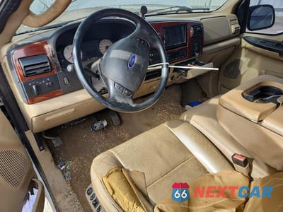 Zdjęcie 8 z 12 samochodu: 2006 FORD F350 SUPER DUTY VIN:1FTWW33P06ED33541 - miniatura