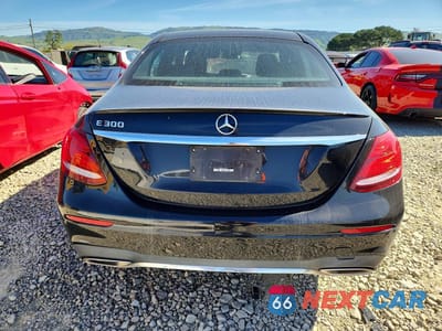 Zdjęcie 6 z 11 samochodu: 2017 MERCEDES-BENZ E 300 VIN:WDDZF4JB8HA041596 - miniatura
