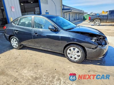 Czwarte zdjęcie samochodu z boku: 2008 HYUNDAI ELANTRA GLS VIN:KMHDU46D78U523555 - miniatura