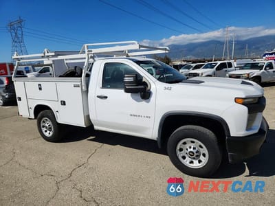 Czwarte zdjęcie samochodu z boku: 2022 CHEVROLET SILVERADO HD UTILITY / SERVICE TRUCK VIN:1GB3WRE74NF217050 - miniatura
