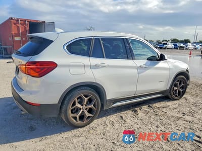 Trzecie zdjęcie samochodu z tyłu: 2016 BMW X1 XDRIVE28I VIN:WBXHT3C39G5F63889 - miniatura