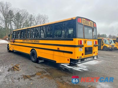 Trzecie zdjęcie samochodu z tyłu: 2015 FREIGHTLINER CHASSIS B2B VIN:4UZABRDU1FCGJ8501 - miniatura