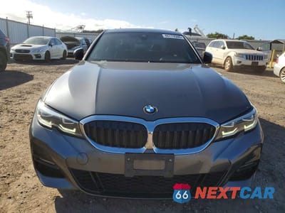 Piąte zdjęcie samochodu w środku: 2019 BMW 330I VIN:WBA5R1C53KAJ99273 - miniatura