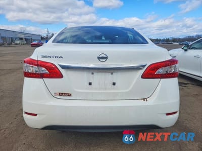 Zdjęcie 6 z 11 samochodu: 2015 NISSAN SENTRA S VIN:3N1AB7AP4FY244903 - miniatura