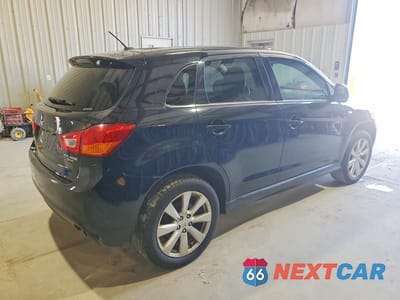 Trzecie zdjęcie samochodu z tyłu: 2015 MITSUBISHI OUTLANDER SPORT SE VIN:4A4AR4AUXFE008145 - miniatura