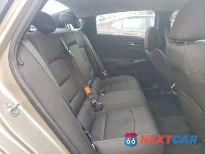 Zdjęcie 10 z 12 samochodu: 2022 CHEVROLET MALIBU LT VIN:1G1ZD5ST5NF194120 - miniatura
