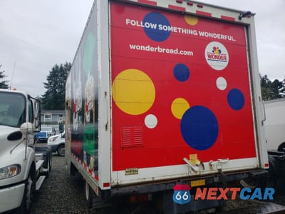 Drugie zdjęcie samochodu z przodu: 2016 ISUZU NPR HD DELIVERY TRUCK VIN:54DB4W1B6GS806273 - miniatura