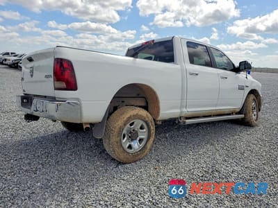 Trzecie zdjęcie samochodu z tyłu: 2017 RAM 2500 SLT VIN:3C6UR5DJ6HG741050 - miniatura