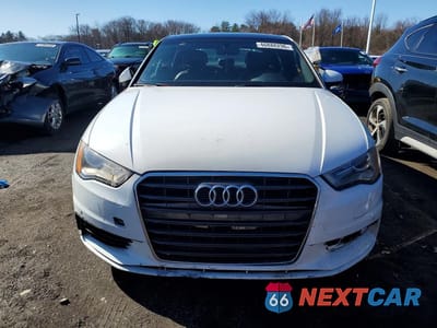 Piąte zdjęcie samochodu w środku: 2016 AUDI A3 PREMIUM VIN:WAUA7GFF1G1068541 - miniatura