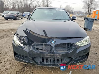 Piąte zdjęcie samochodu w środku: 2013 BMW 335 XI VIN:WBA3B9C55DF140936 - miniatura