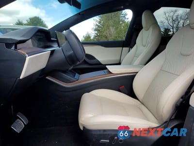 Zdjęcie 7 z 13 samochodu: 2022 TESLA MODEL X VIN:7SAXCBE54NF361460 - miniatura