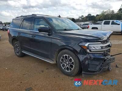 Czwarte zdjęcie samochodu z boku: 2023 FORD EXPEDITION XLT VIN:1FMJU1J82PEA51267 - miniatura