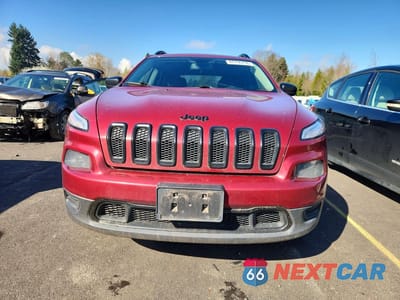 Piąte zdjęcie samochodu w środku: 2017 JEEP CHEROKEE SPORT VIN:1C4PJMAB4HW587248 - miniatura