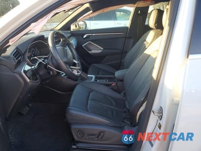 Zdjęcie 7 z 13 samochodu: 2020 AUDI Q3 PREMIUM VIN:WA1AECF3XL1044458 - miniatura