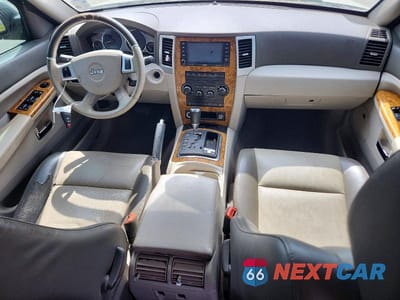 Zdjęcie 8 z 12 samochodu: 2008 JEEP GRAND CHEROKEE LIMITED VIN:1J8HR582X8C240221 - miniatura