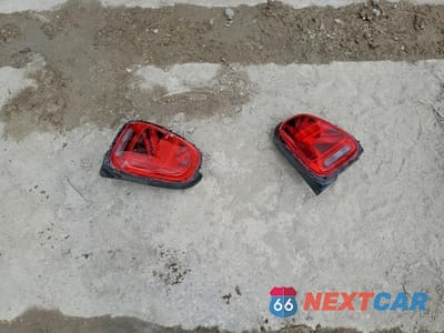 Zdjęcie 12 z 13 samochodu: 2020 MINI COOPER VIN:WMWXU7C09L2M39419 - miniatura