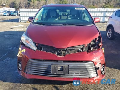 Piąte zdjęcie samochodu w środku: 2019 TOYOTA SIENNA XLE PREMIUM 7-PASSENGER VIN:5TDDZ3DC9KS215356 - miniatura