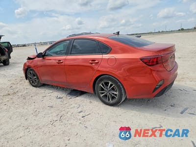 Drugie zdjęcie samochodu z przodu: 2022 KIA FORTE LXS VIN:3KPF24AD5NE433745 - miniatura