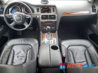 Zdjęcie 8 z 12 samochodu: 2011 AUDI Q7 PREMIUM PLUS VIN:WA1LGAFE2BD007362 - miniatura