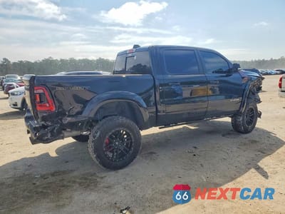 Trzecie zdjęcie samochodu z tyłu: 2022 RAM 1500 LARAMIE VIN:1C6SRFJT7NN170559 - miniatura