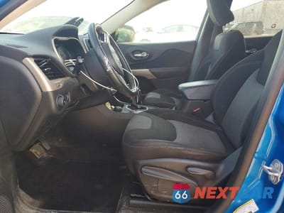 Zdjęcie 7 z 13 samochodu: 2018 JEEP CHEROKEE LATITUDE VIN:1C4PJMCB4JD592514 - miniatura