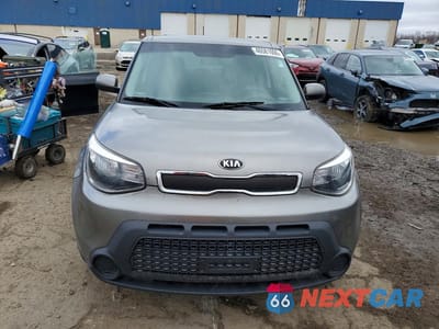 Piąte zdjęcie samochodu w środku: 2016 KIA SOUL BASE VIN:KNDJN2A24G7371522 - miniatura