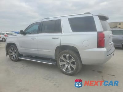 Drugie zdjęcie samochodu z przodu: 2017 CHEVROLET TAHOE C1500 PREMIER VIN:1GNSCCKC3HR117496 - miniatura