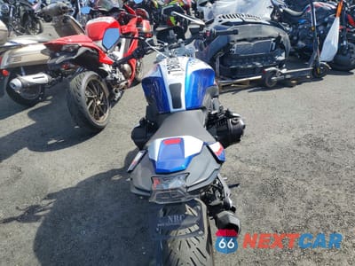 Zdjęcie 6 z 10 samochodu: 2024 BMW R 1250 R VIN:WB10M7304R6K36229 - miniatura