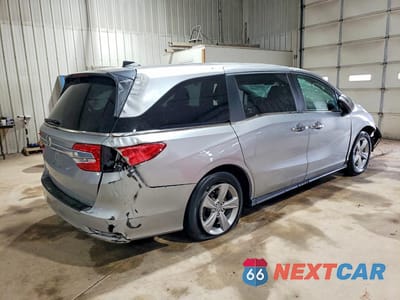Trzecie zdjęcie samochodu z tyłu: 2019 HONDA ODYSSEY EX VIN:5FNRL6H51KB084058 - miniatura
