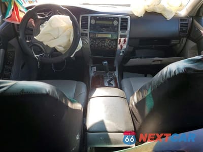 Zdjęcie 8 z 12 samochodu: 2005 TOYOTA 4RUNNER LIMITED VIN:JTEBU17R750065132 - miniatura